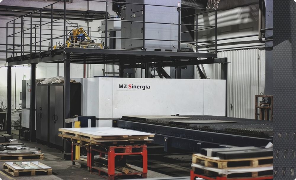 Лазерный комплекс TRUMPF 3060 fiber на производстве МЗ &laquo;Синергия&raquo;